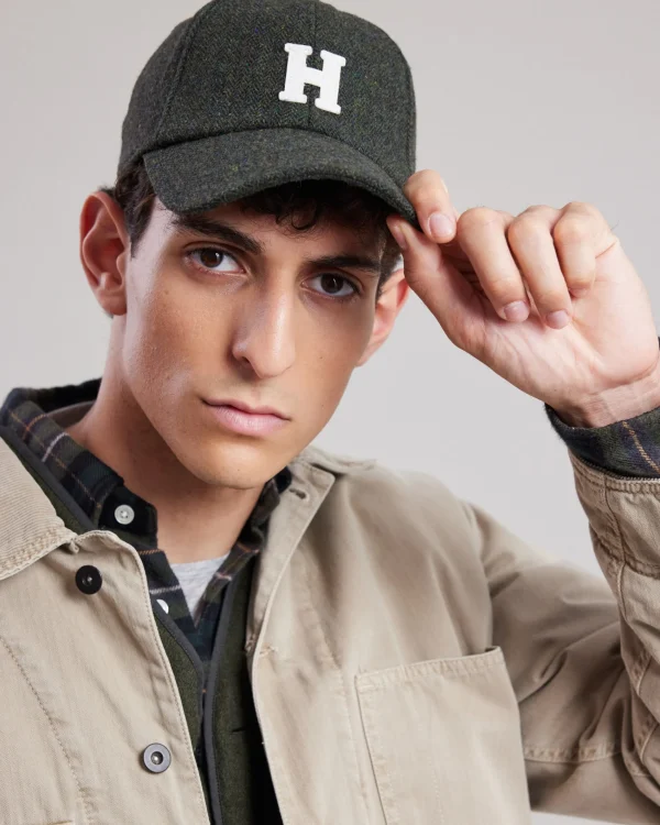Cap H<Hartford Discount