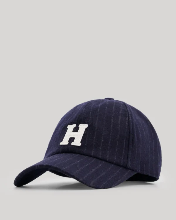 Cap H<Hartford Online