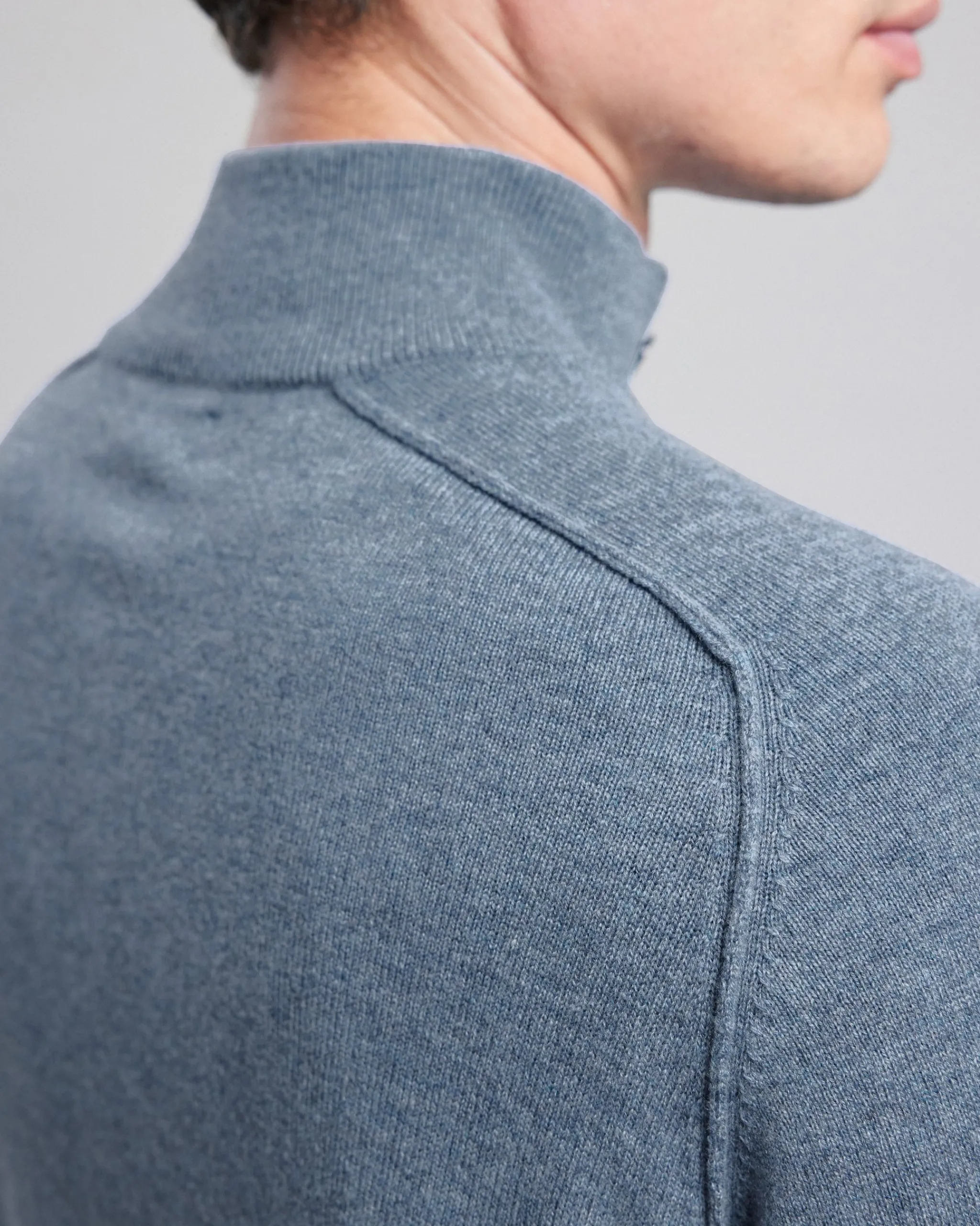 high_neck_sweater_2-1.webp High Neck Sweater<Hartford Online