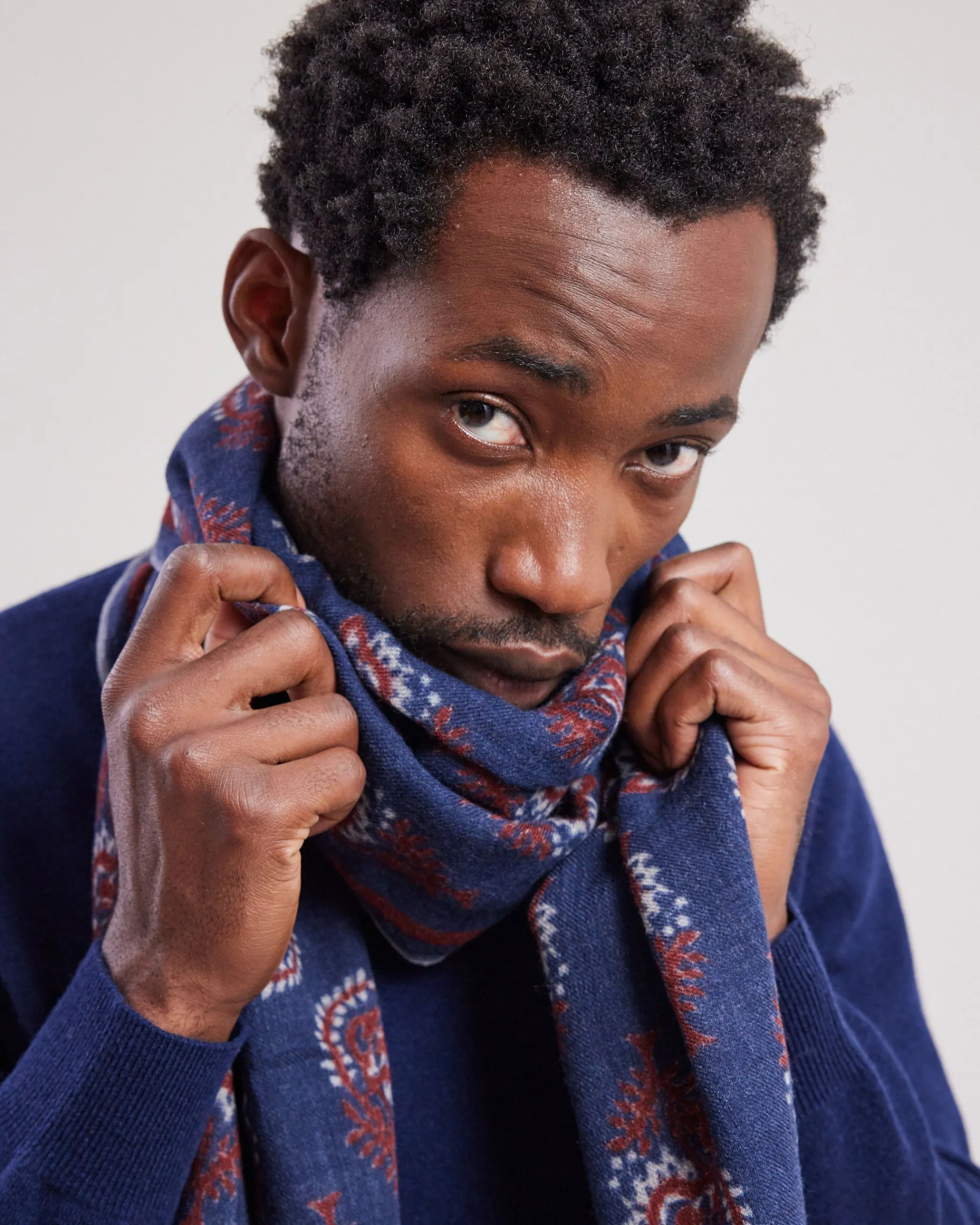 indigo_scarf_1.webp Indigo Scarf<Hartford Clearance