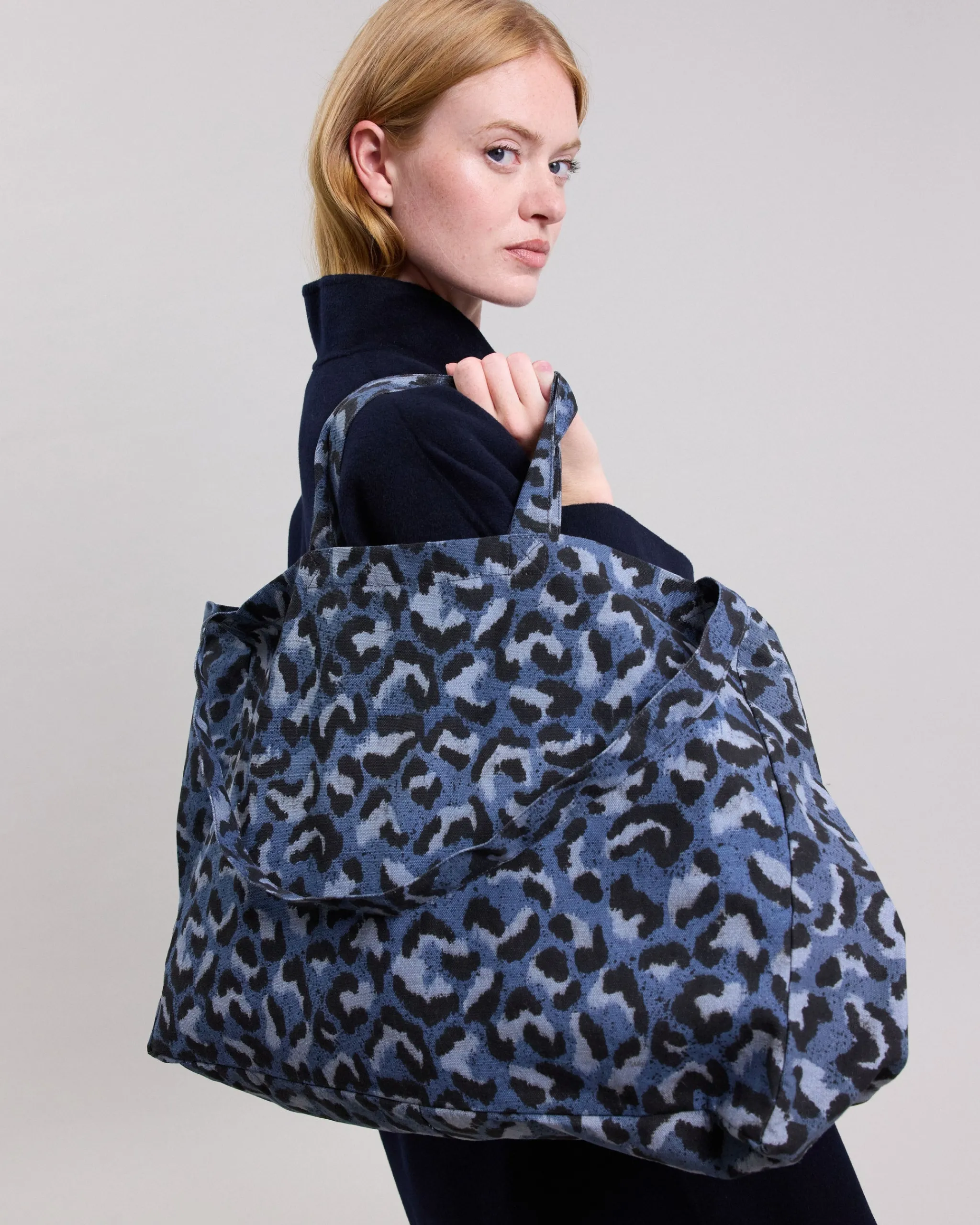 large_bag_0-3.webp Large Bag<Hartford Best