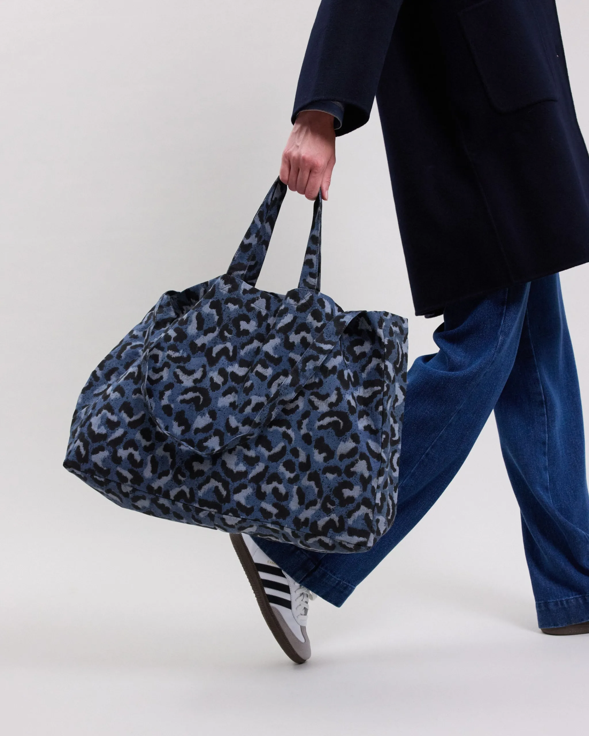 large_bag_1-3.webp Large Bag<Hartford Best