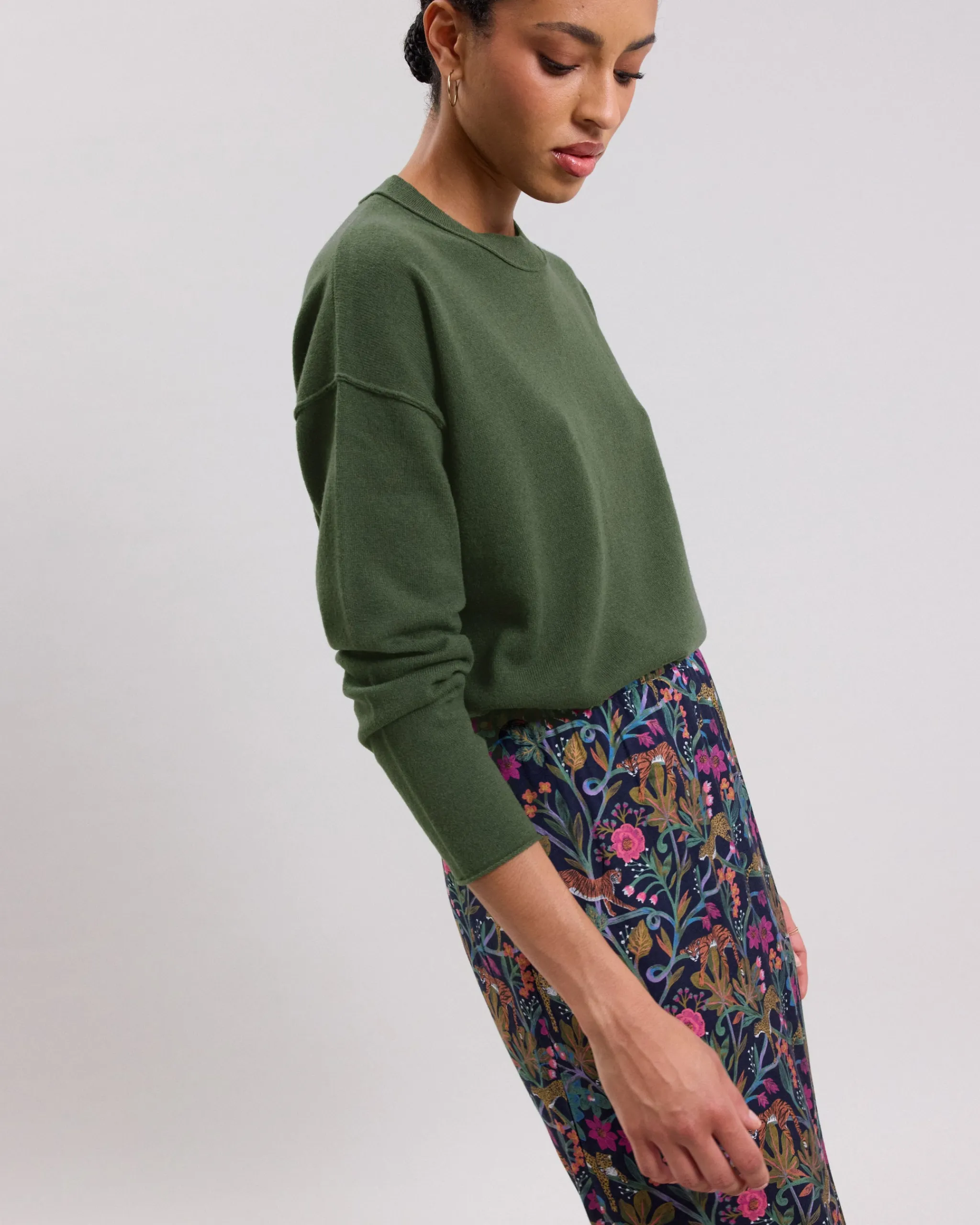 madel_sweater_3.webp Madel Sweater<Hartford Flash Sale