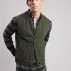 Vince Vest<Hartford Hot